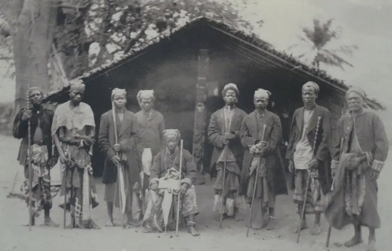 Photograph of the nine ancient kings of Boma