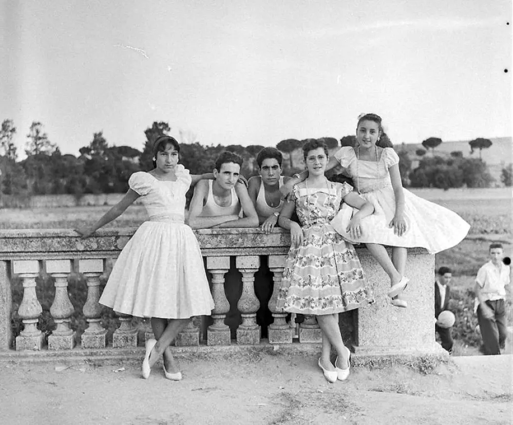 Un grupo de jovencitos