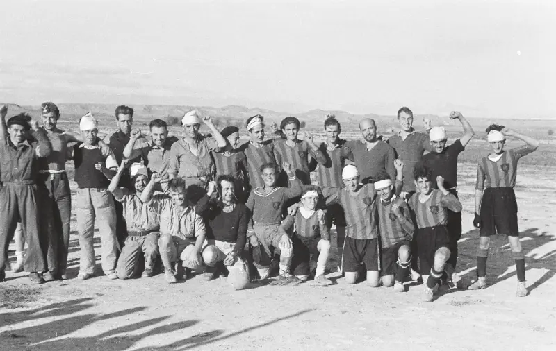 Equipos de fútbol con soldados convalecientes