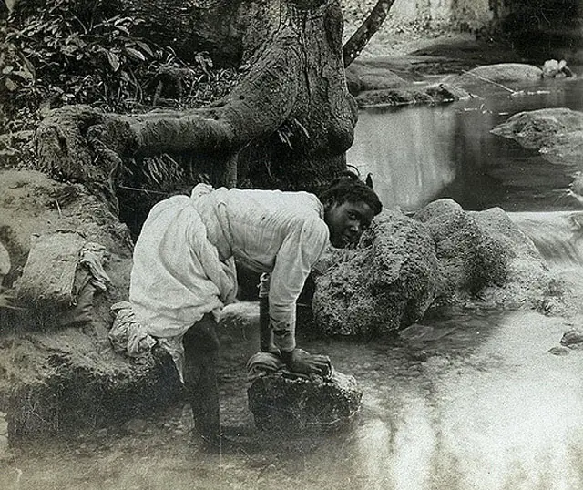 A native wash woman