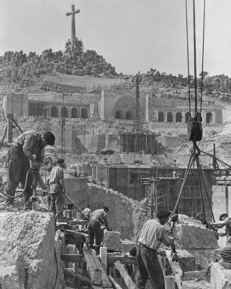 La construcción del monumento de Cuelgamuros