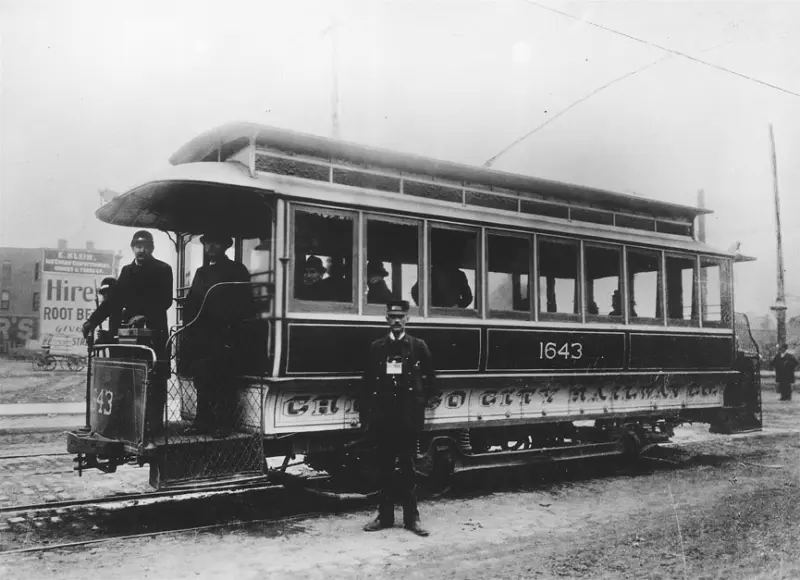 first electric streetcar