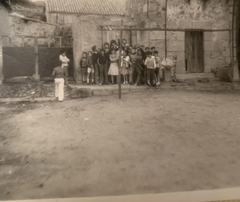 JUVENTUD EN LA PLAZA