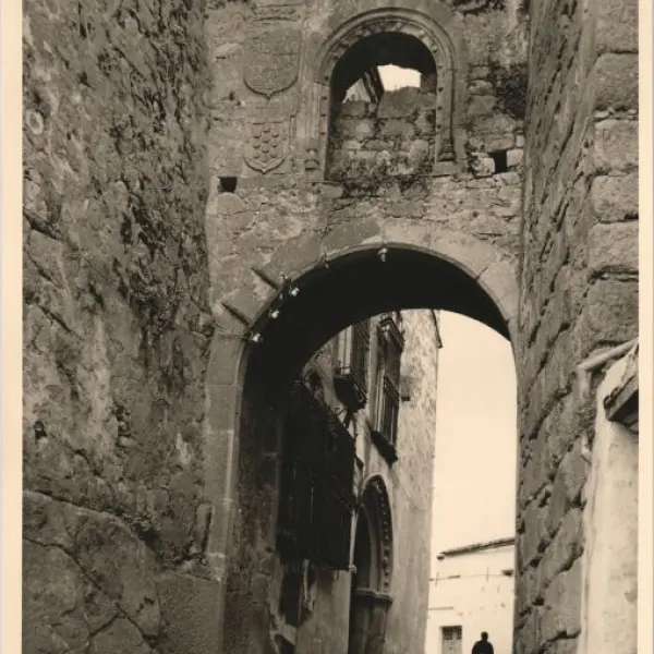 Puerta de Santiago.