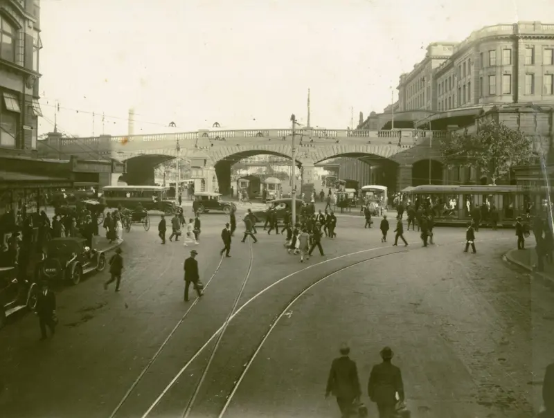 Rawson Place looking towards Eddy Avenue,