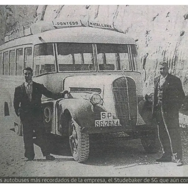 Vehículo Studebaker J-15