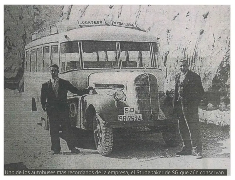 Vehículo Studebaker J-15