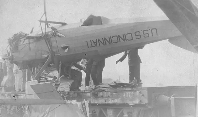 Accidente de hidroavión Vought UO-1 