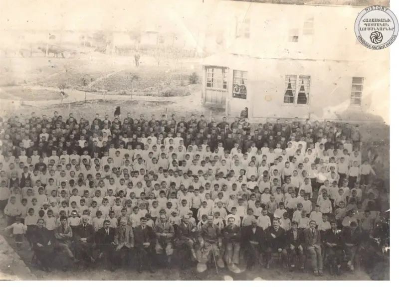 Students and teaching staff of the Sebastian American Orphanage