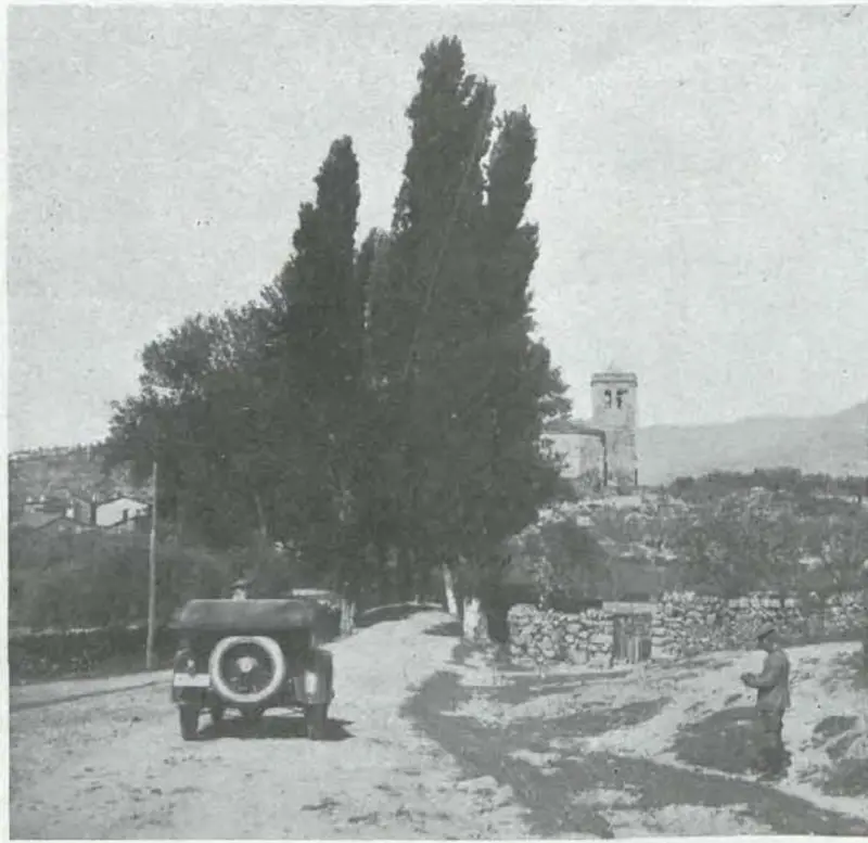 Carretera de Sotillo a la Adrada y Piedralaves