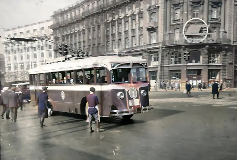 Early Trolleybus in Moscow