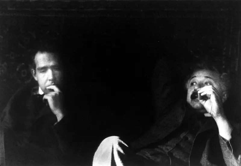 Conversation between Niels Bohr and Albert Einstein