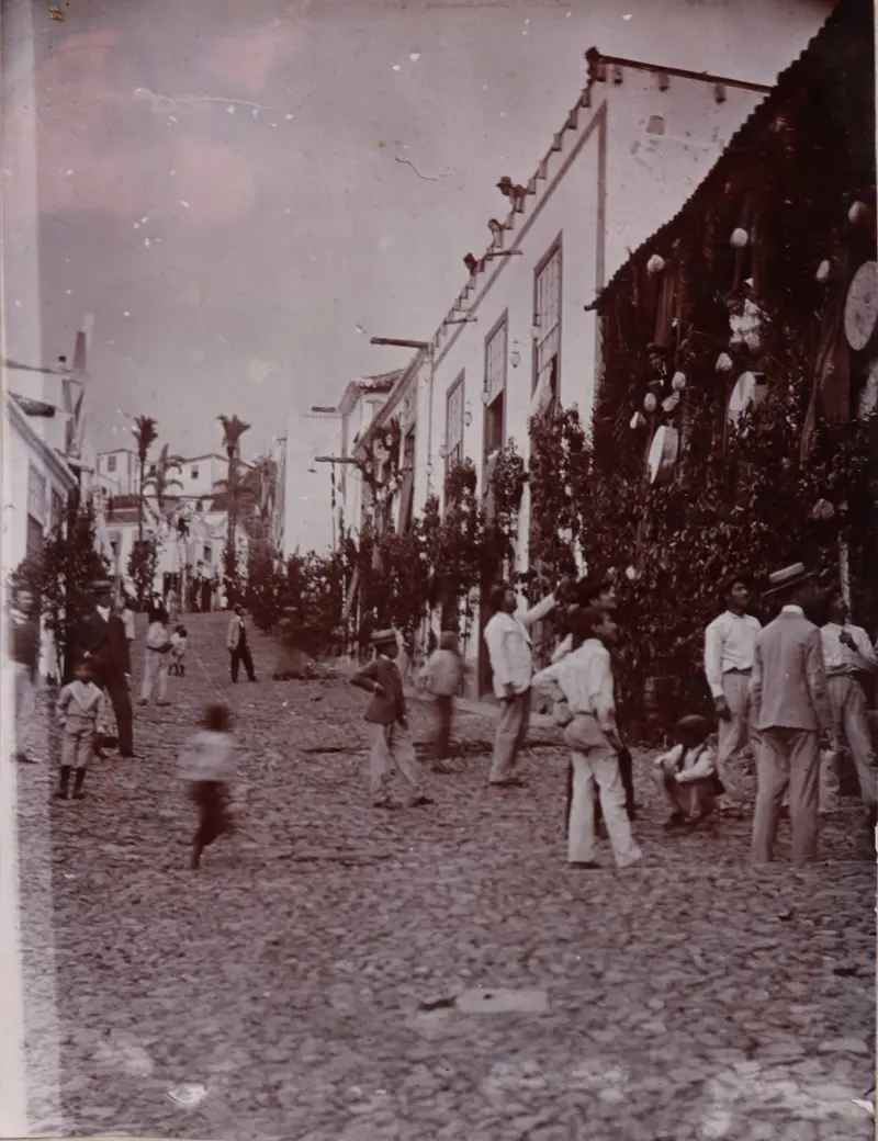 Fiesta en San Sebastián - Barrio de La Canela