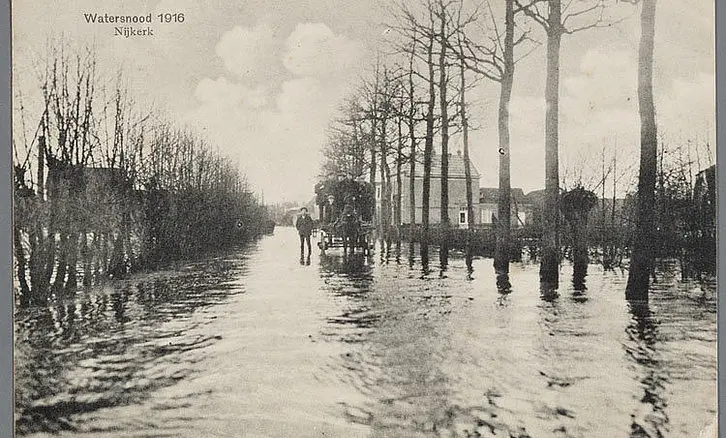 Tijdens overstroming - Oude Barneveldseweg