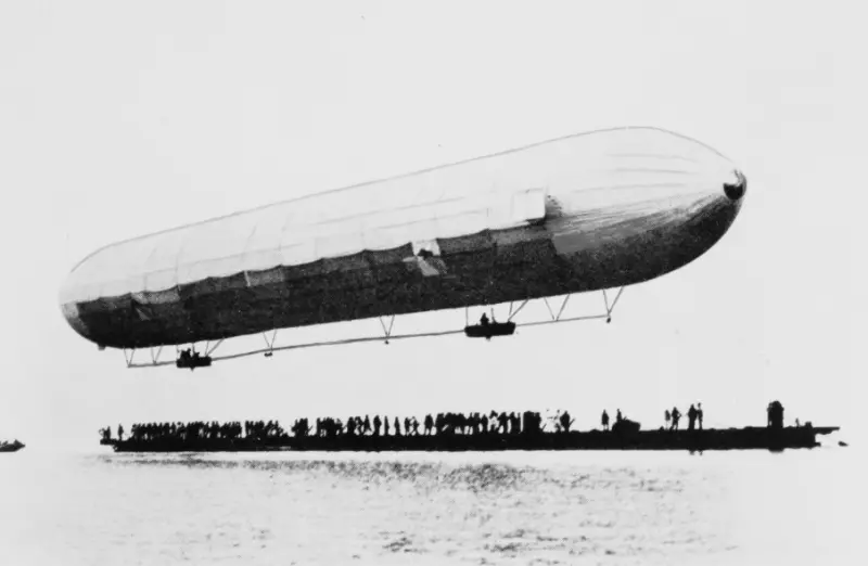 Zeppelin primeras pruebas.