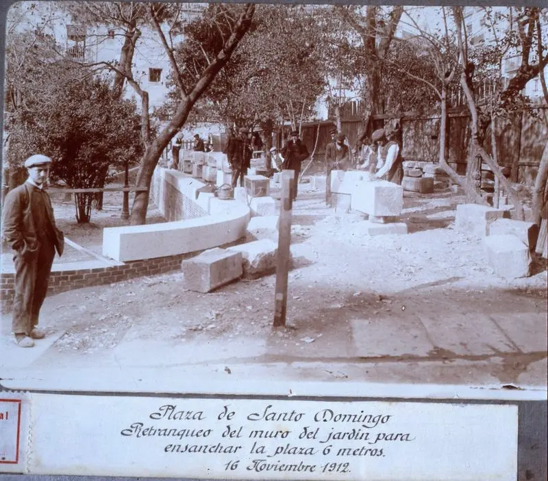 Retranqueo del muro del jardín