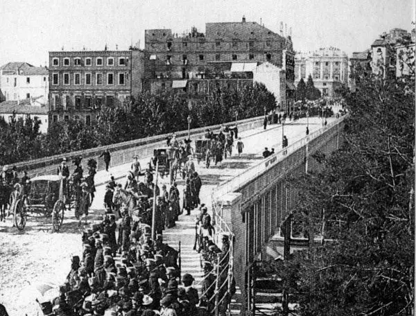 El Viaducto 