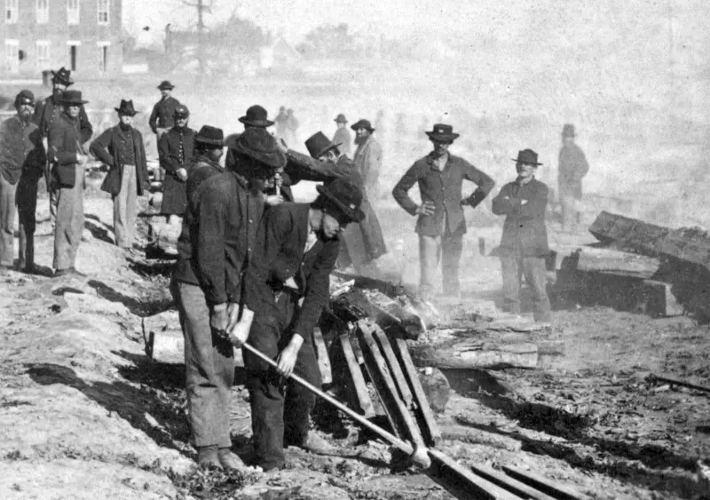 Destroying the railroad before the evacuation